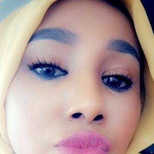 Meet your Posher, Amran